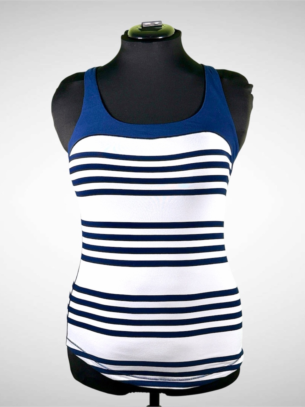 Women’s Lululemon Run: First Base Tank Size 6 EUC